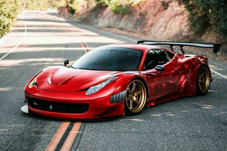 FERRARI 458