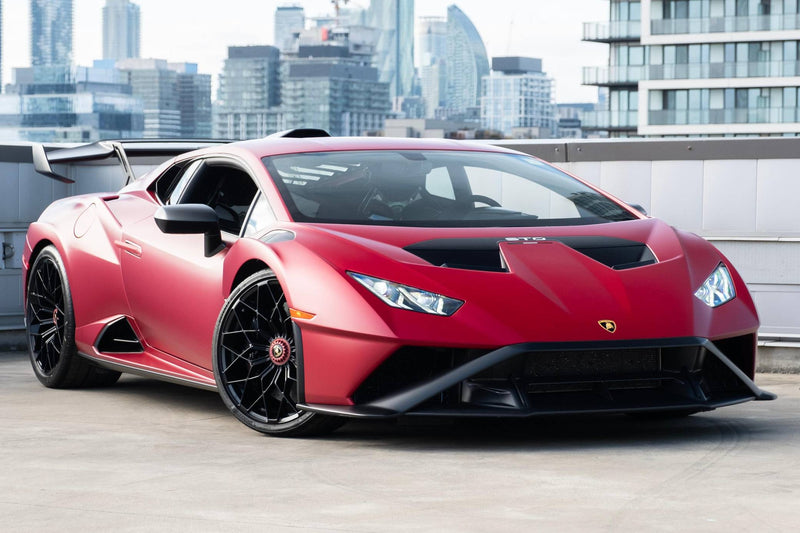 Huracan STO
