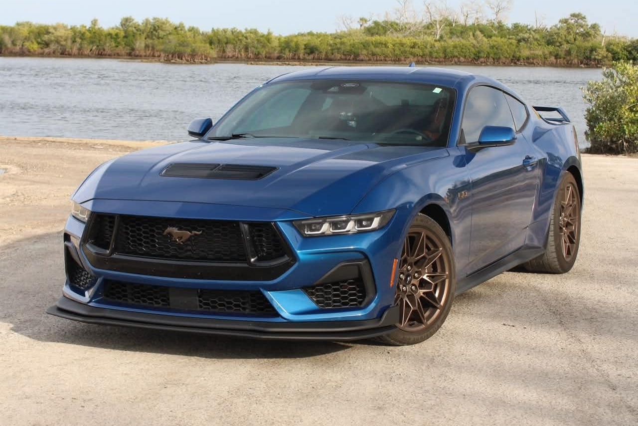 Ford S650 Mustang