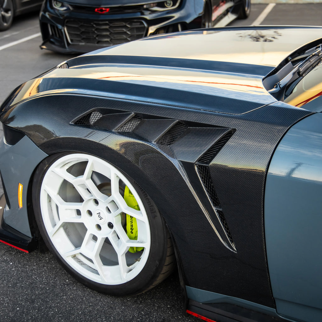 FORD S650 MUSTANG Carbon Fiber GTD Style Fenders
