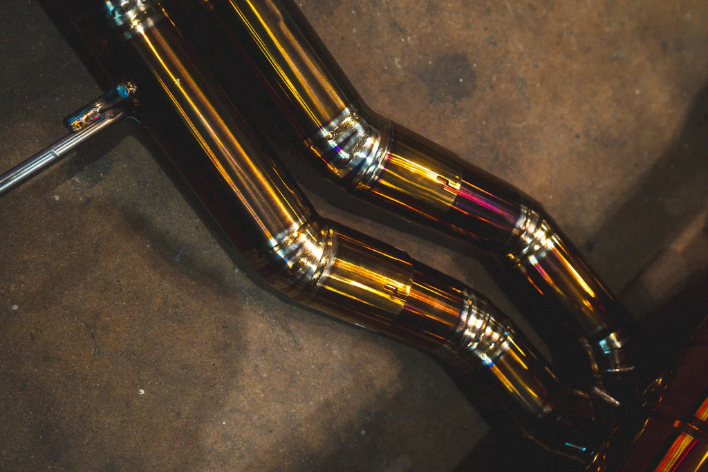 LAMBORGHINI URUS Full Titanium Valvtronic Style Exhaust System