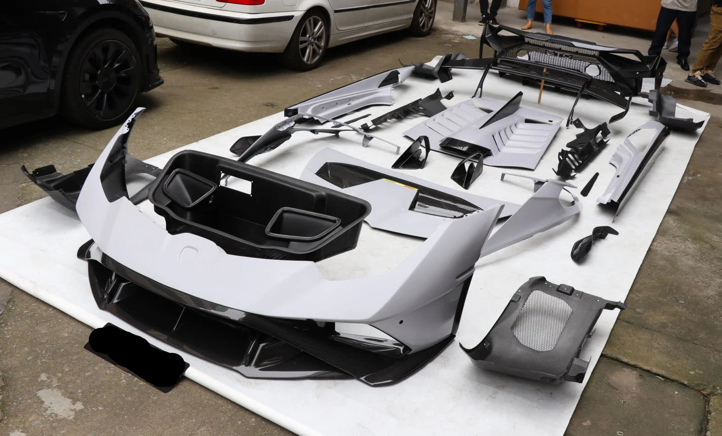 LAMBORGHINI HURACAN STO Body Kit