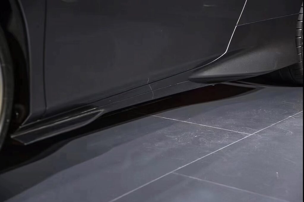 Ferrari F8 Dry Carbon Fiber OEM Style Body Kit