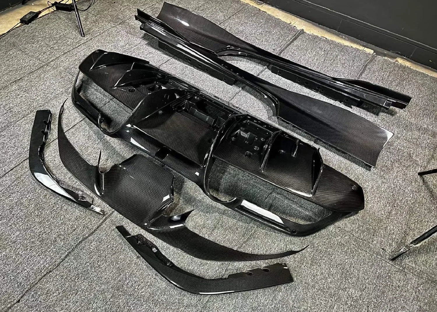 Ferrari F8 Dry Carbon Fiber OEM Style Body Kit