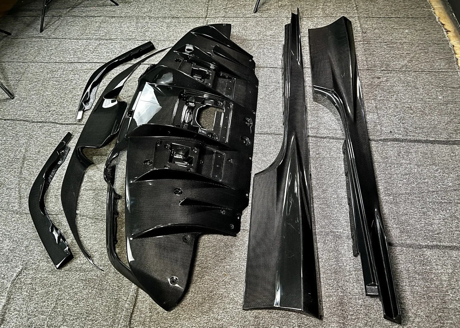 Ferrari F8 Dry Carbon Fiber OEM Style Body Kit