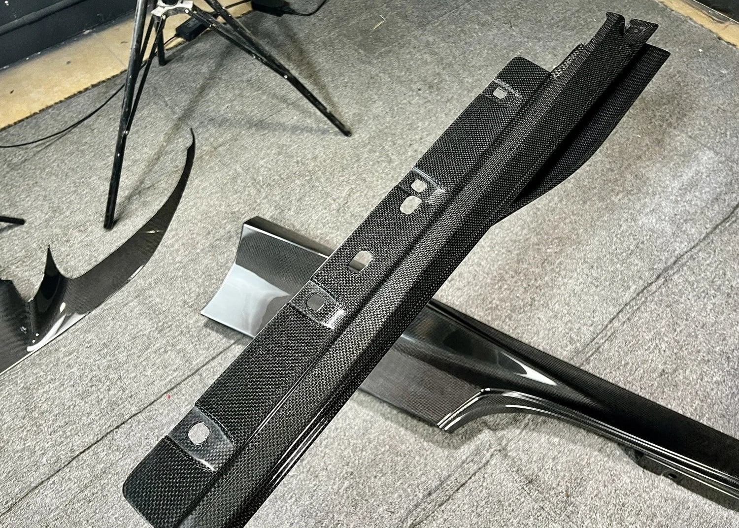 Ferrari F8 Dry Carbon Fiber OEM Style Body Kit