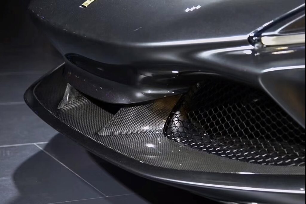 Ferrari F8 Dry Carbon Fiber OEM Style Body Kit