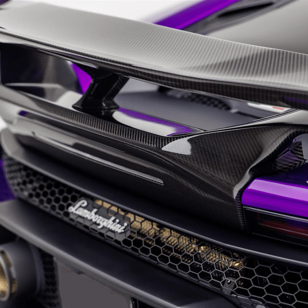 Lamborghini Huracan Dry Carbon Fiber V Style Wing w/ Integrated Decklid
