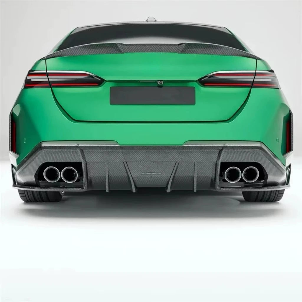 BMW G90 Dry Carbon Fiber RZ Style Body Kit