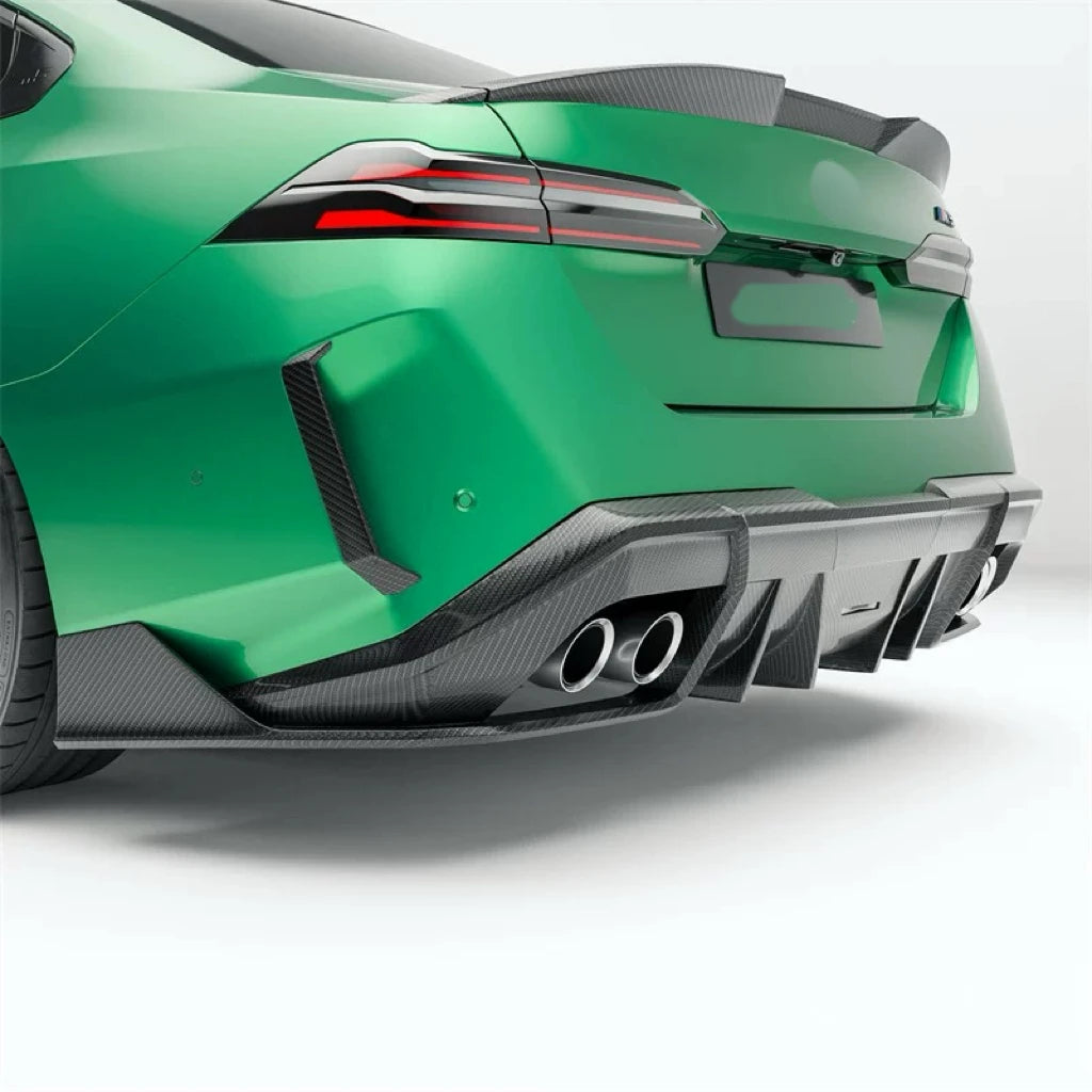 BMW G90 Dry Carbon Fiber RZ Style Body Kit