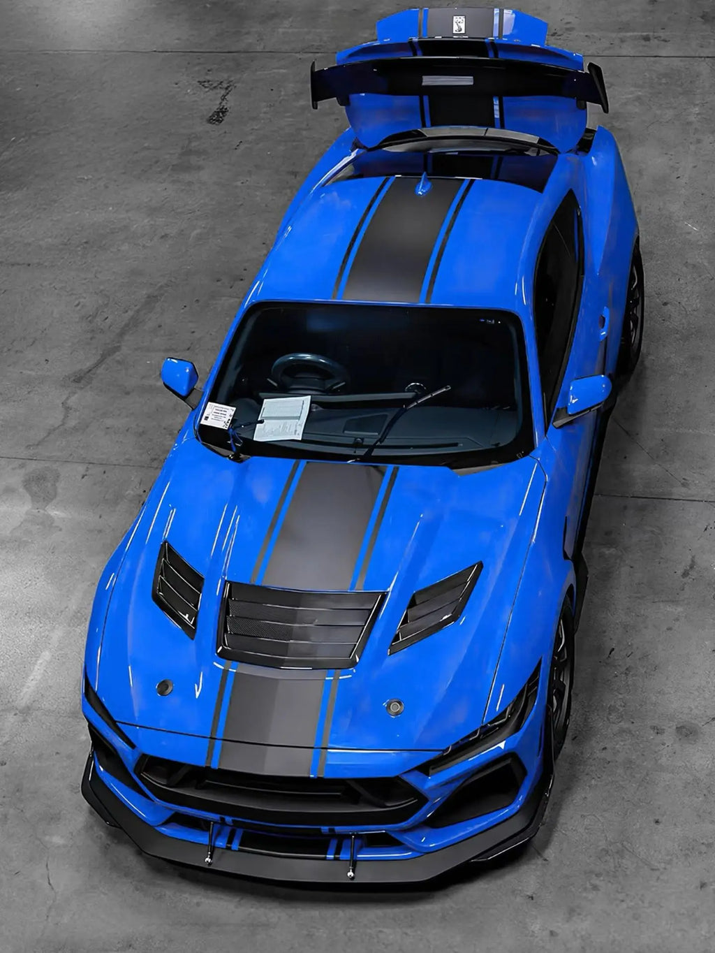 FORD S650 MUSTANG Carbon Fiber Shelby Super Snake Style Vented Hood