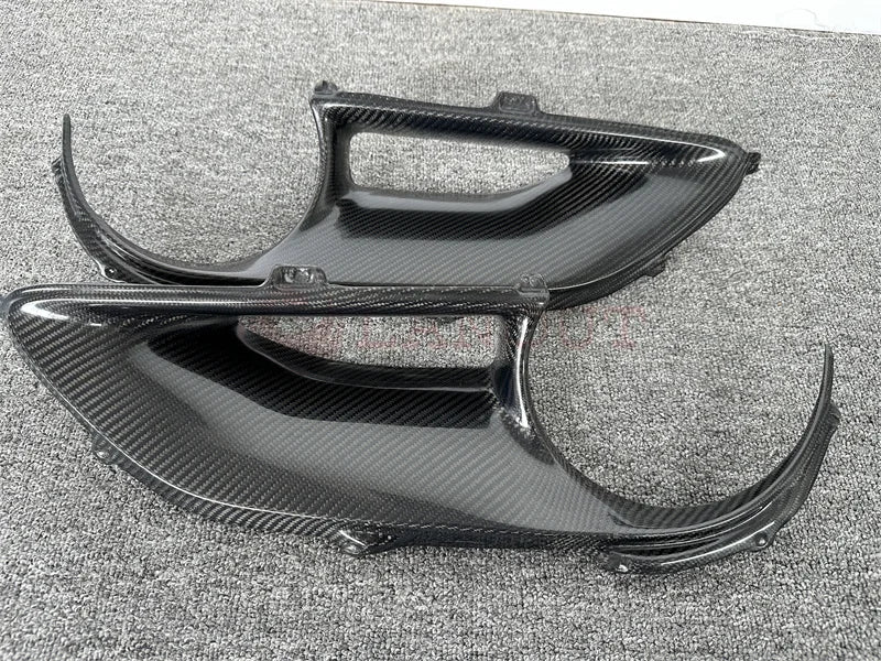 Ferrari 488 Carbon Fiber Taillight Trim