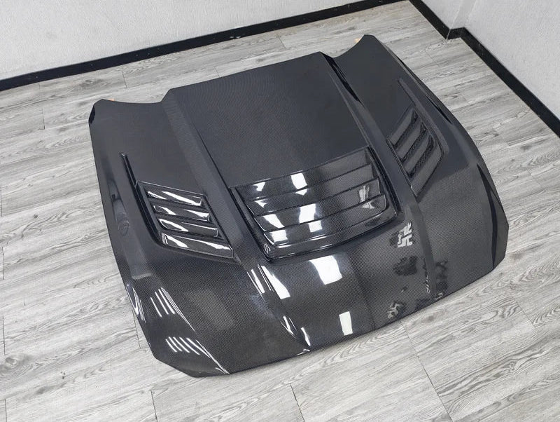 FORD S650 MUSTANG Carbon Fiber Shelby Super Snake Style Vented Hood