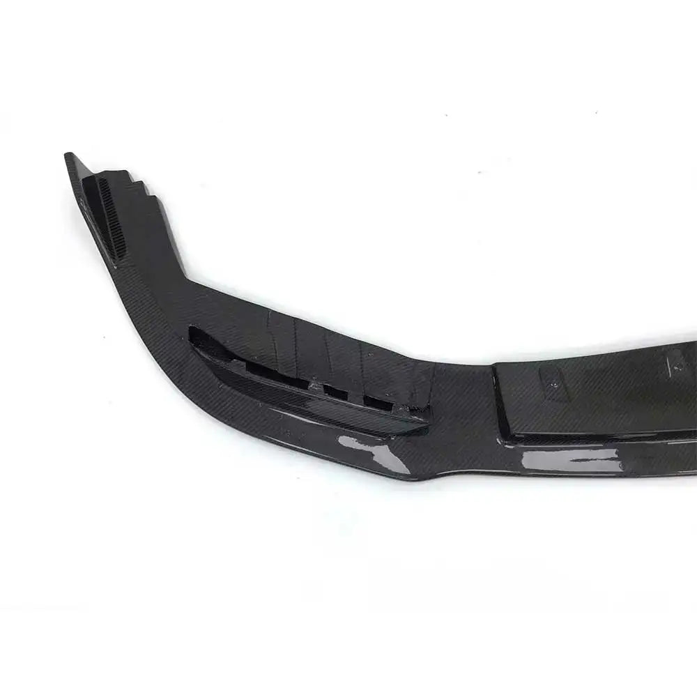 BMW F92/F93 Carbon Fiber V Style Splitter