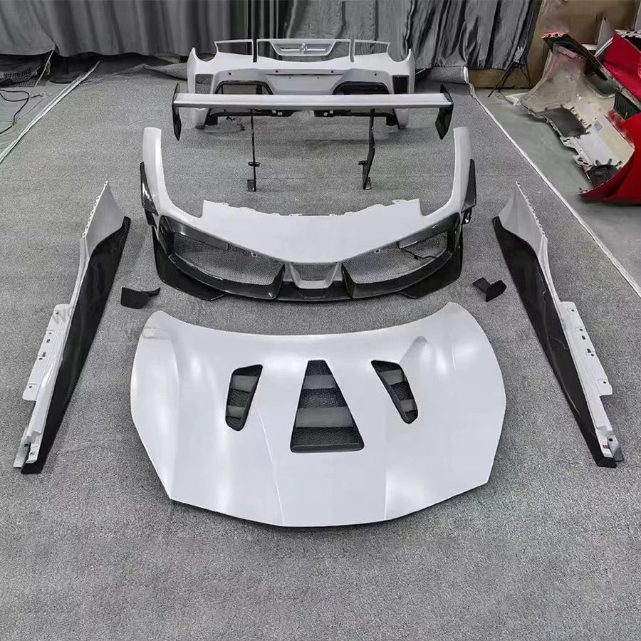 Ferrari 488 Partial Dry Carbon Fiber Evo Style Body Kit