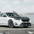 BMW G90 Dry Carbon Fiber SQ Style Vented Hood