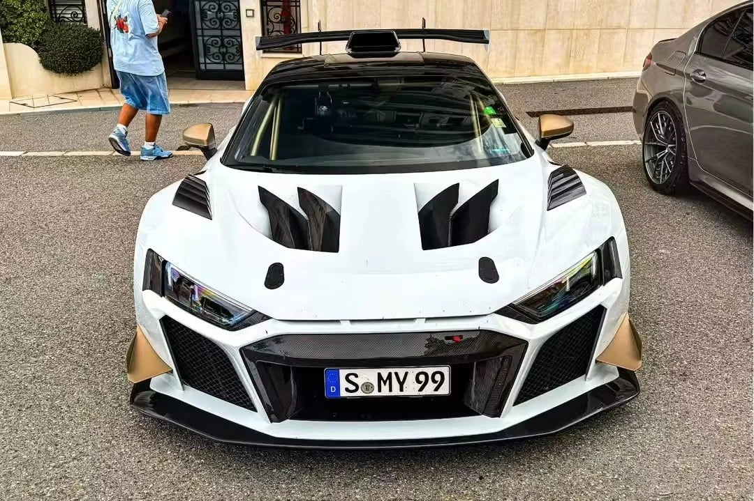 AUDI R8 Carbon Fiber GT3 Style Body Kit