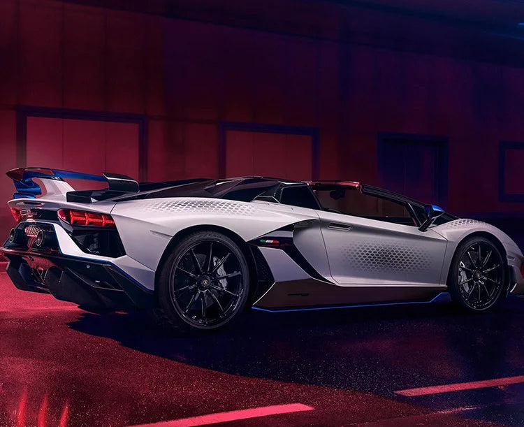 LAMBORGHINI AVENTADOR Carbon Fiber SVJ Body Kit