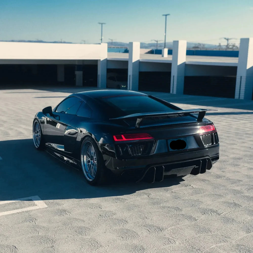 AUDI R8 Carbon Fiber Diffuser