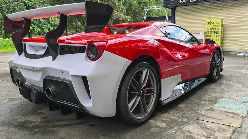Ferrari 488 Partial Dry Carbon Fiber Evo Style Body Kit